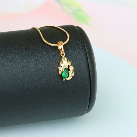 "Teardrop Leaf Pendant with Marquise Green Stone in Gold Finish, XPPT1726 - Picture 13 of 13